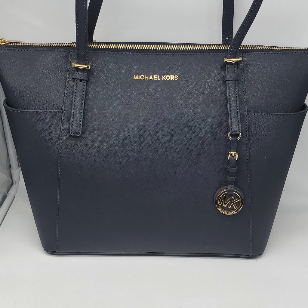 Michael Kors Jet Set Large East West Top Zip Tote